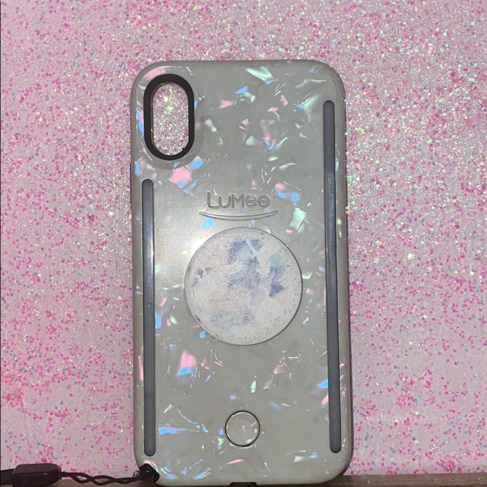 LuMee IphoneX wristlet selfie case + pop socket